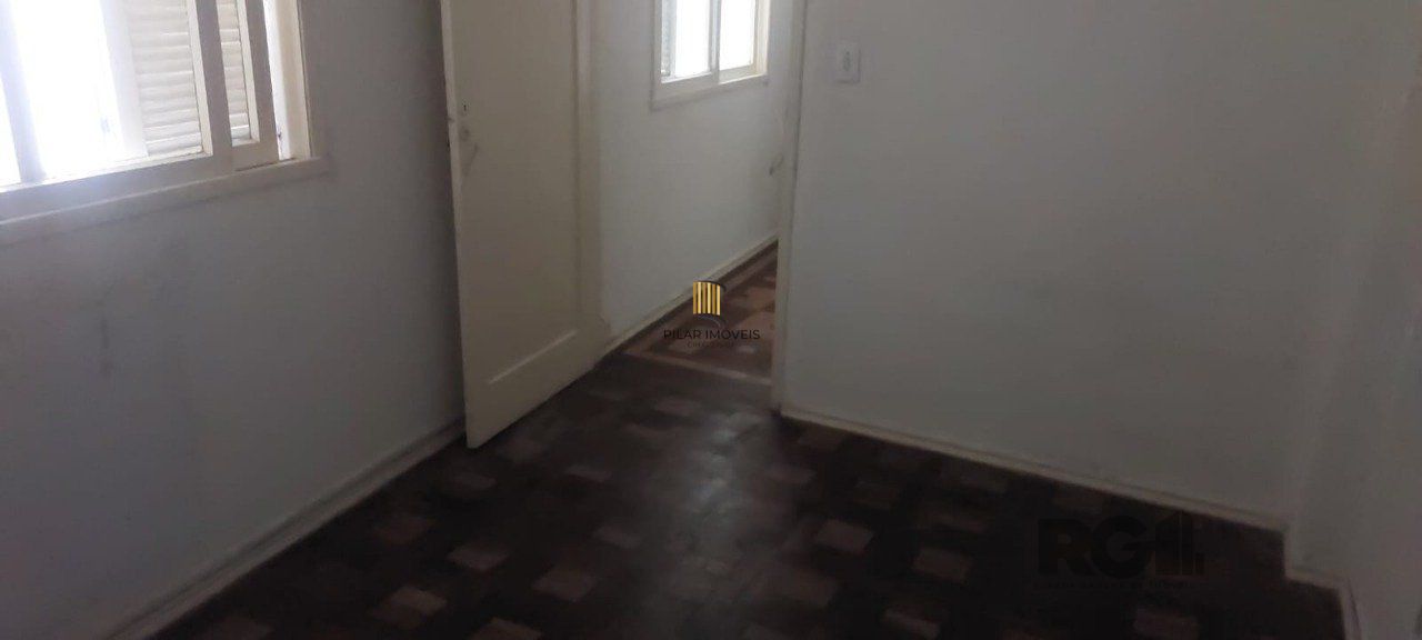 Próximo  Casa de Cultura Mario Quintana, apto  de 1 dormitório,