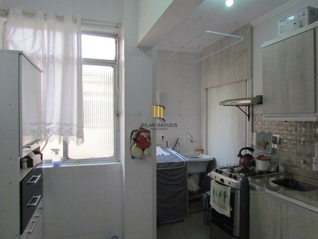 Apartamento à Venda 3 quartos e garagem  no Bom Fim.