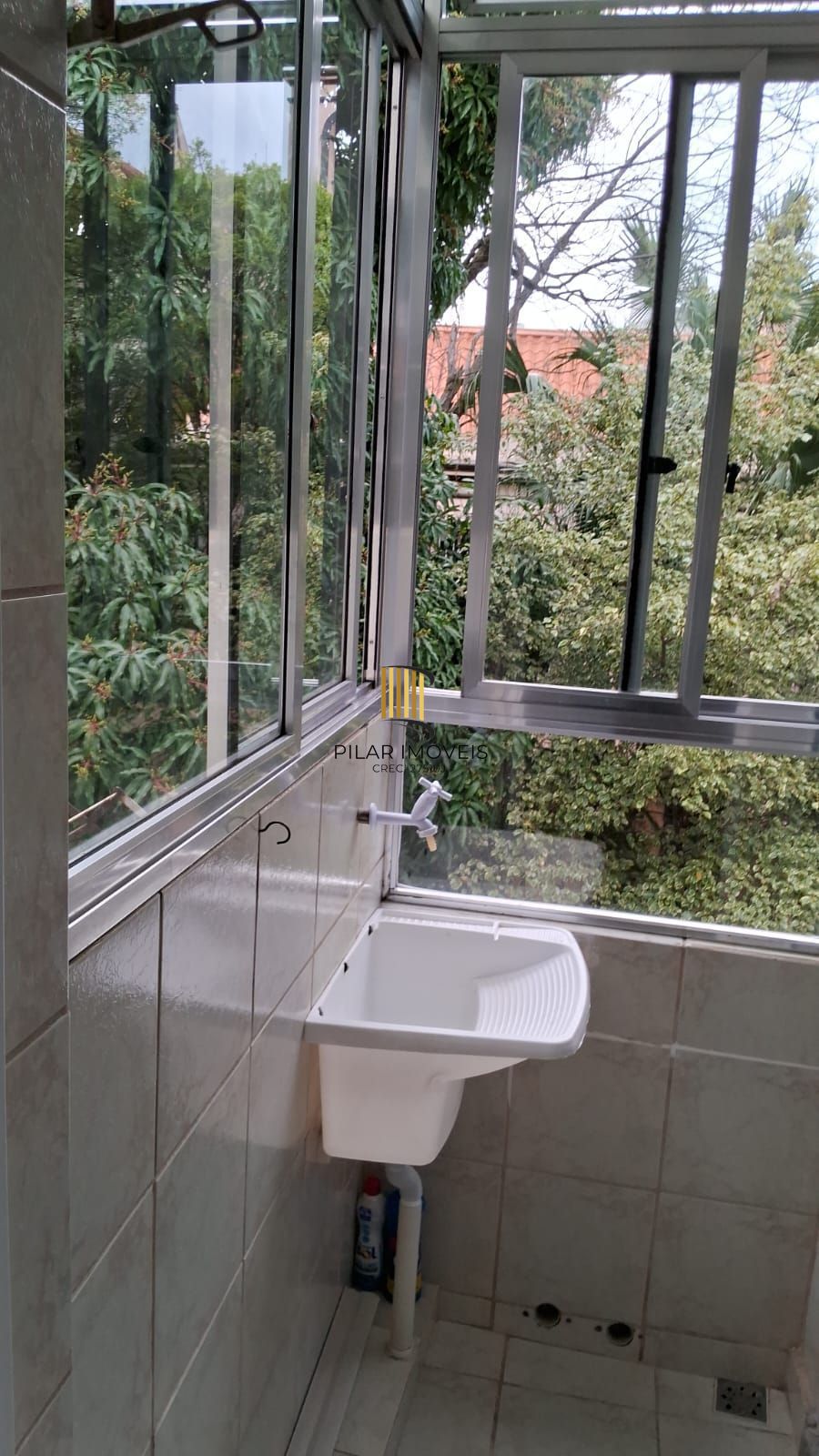 Apartamento 01 dormitório, desocupado na Cidade Baixa!