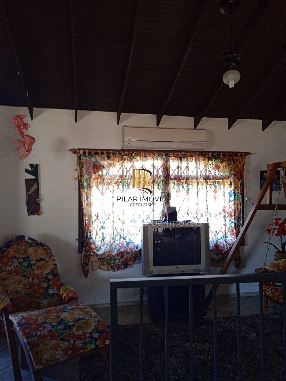 Casa para Venda - 750m², 6 dormitórios, sendo 3 suites, 4 vagas - Partenon