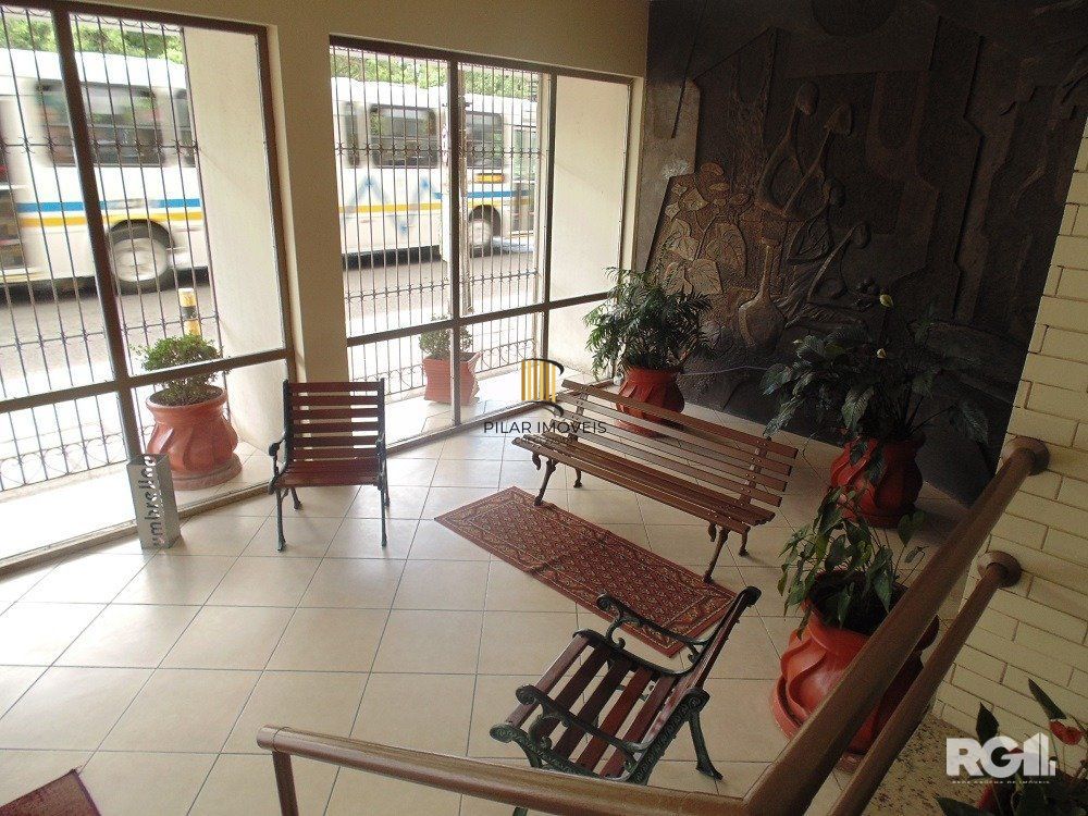 APARTAMENTO 3 DORMITÓRIOS WC AUXILIAR. CÓD. RP389992
