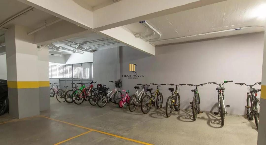 excelente apartamento 2 dormitorios  semi mobiliado localizado na cidade baixa