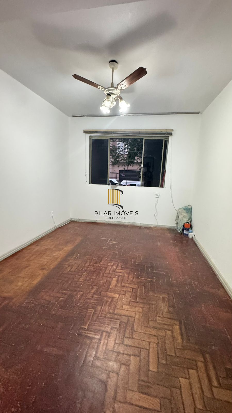 Apartamento 2 dormitórios no bairro Azenha