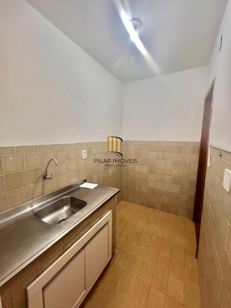 Apartamento-01 Dormitorio-Bairro -Jardim Botanico.