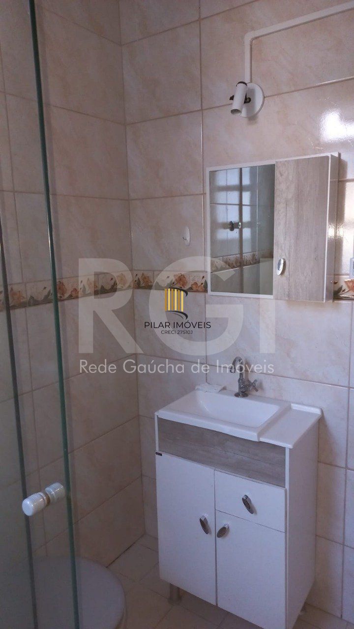 Apartamento 2 quartos, 2 vagas garagem, semi-mobilado na Praia de Belas!