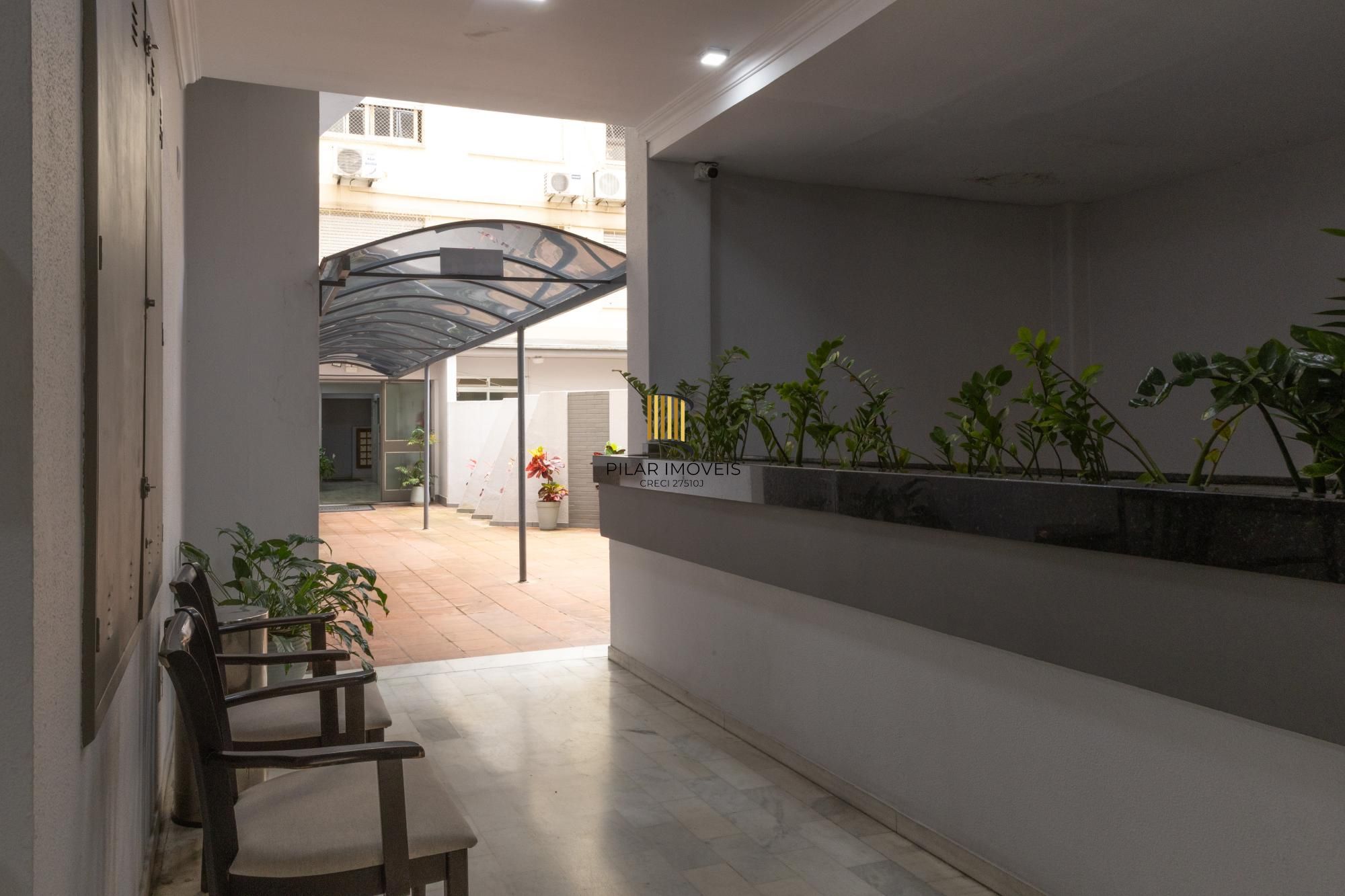 🏡 Apartamento 2 Dormitórios na Cidade Baixa – Reformado e Mobiliado