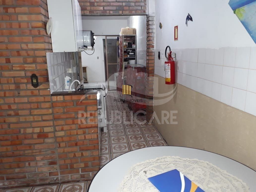 CASA 3 DORMITORIOS NA ASSIS BRASIL
