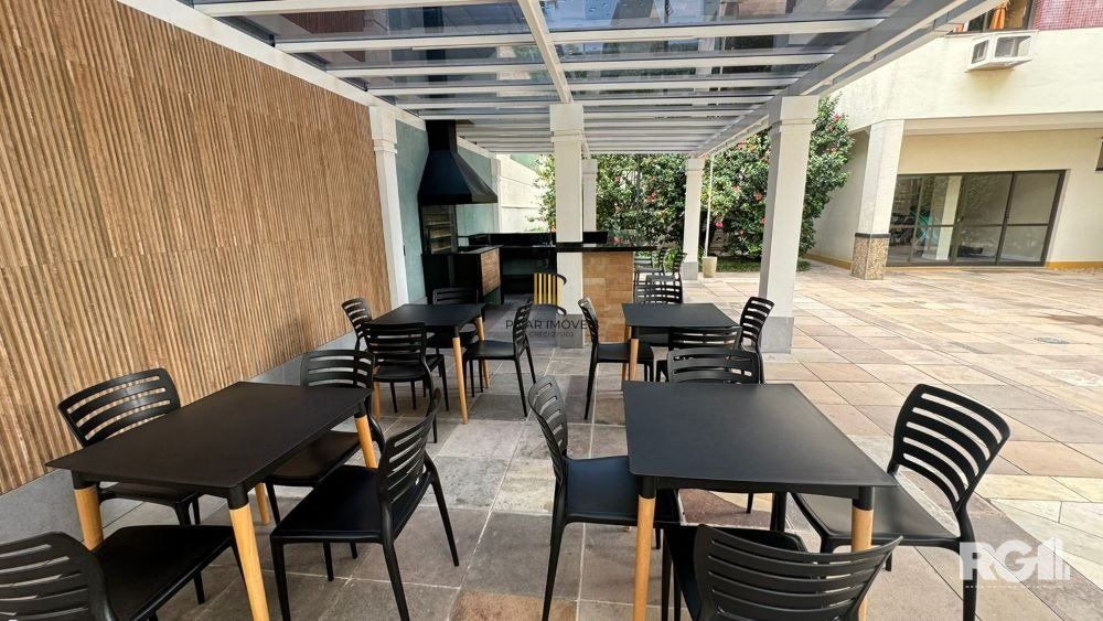 APARTAMENTO SEMI MOBILIADO - 3  DORM COM  GAR - CÓD. RP390648