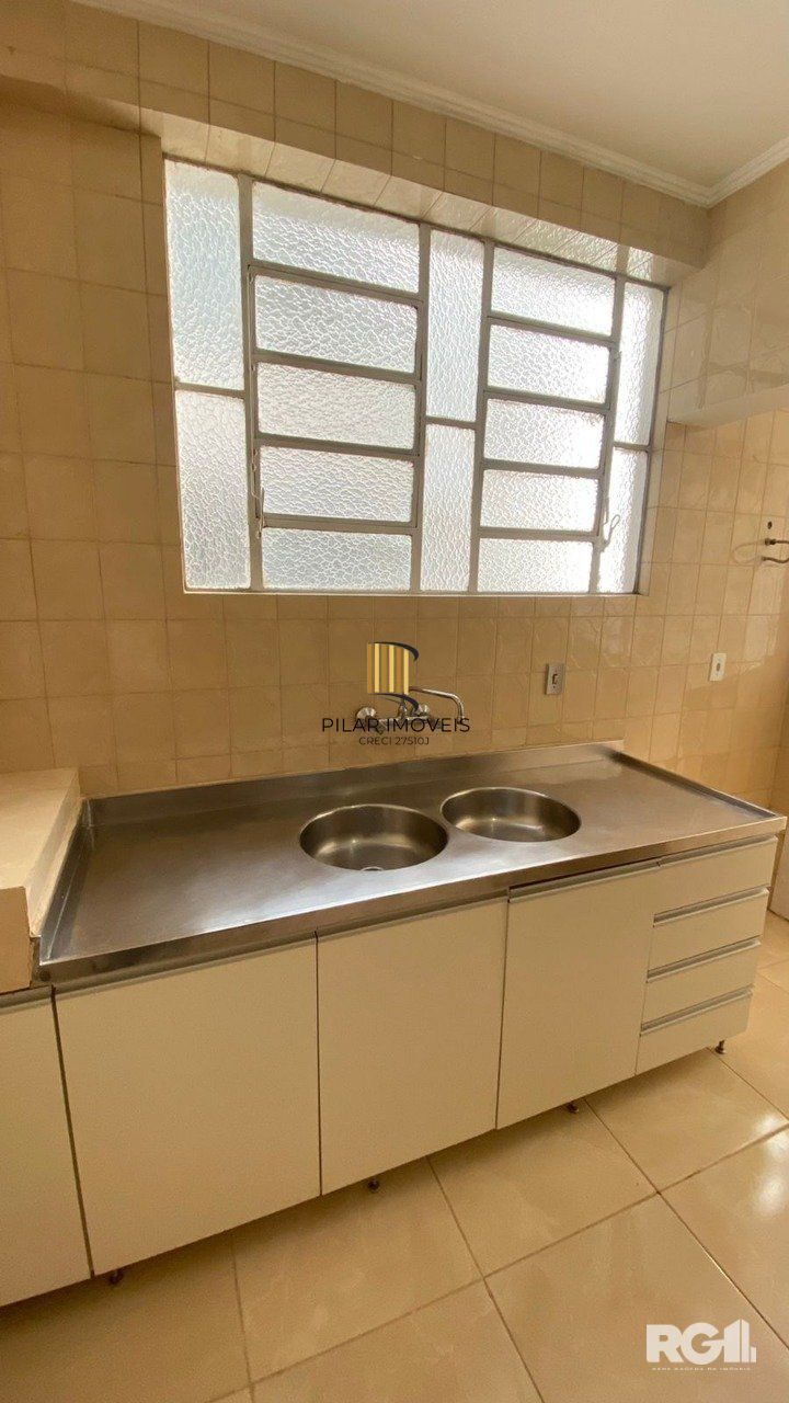 APARTAMENTO 3 DORMITÓRIOS WC AUXILIAR. CÓD. RP389992