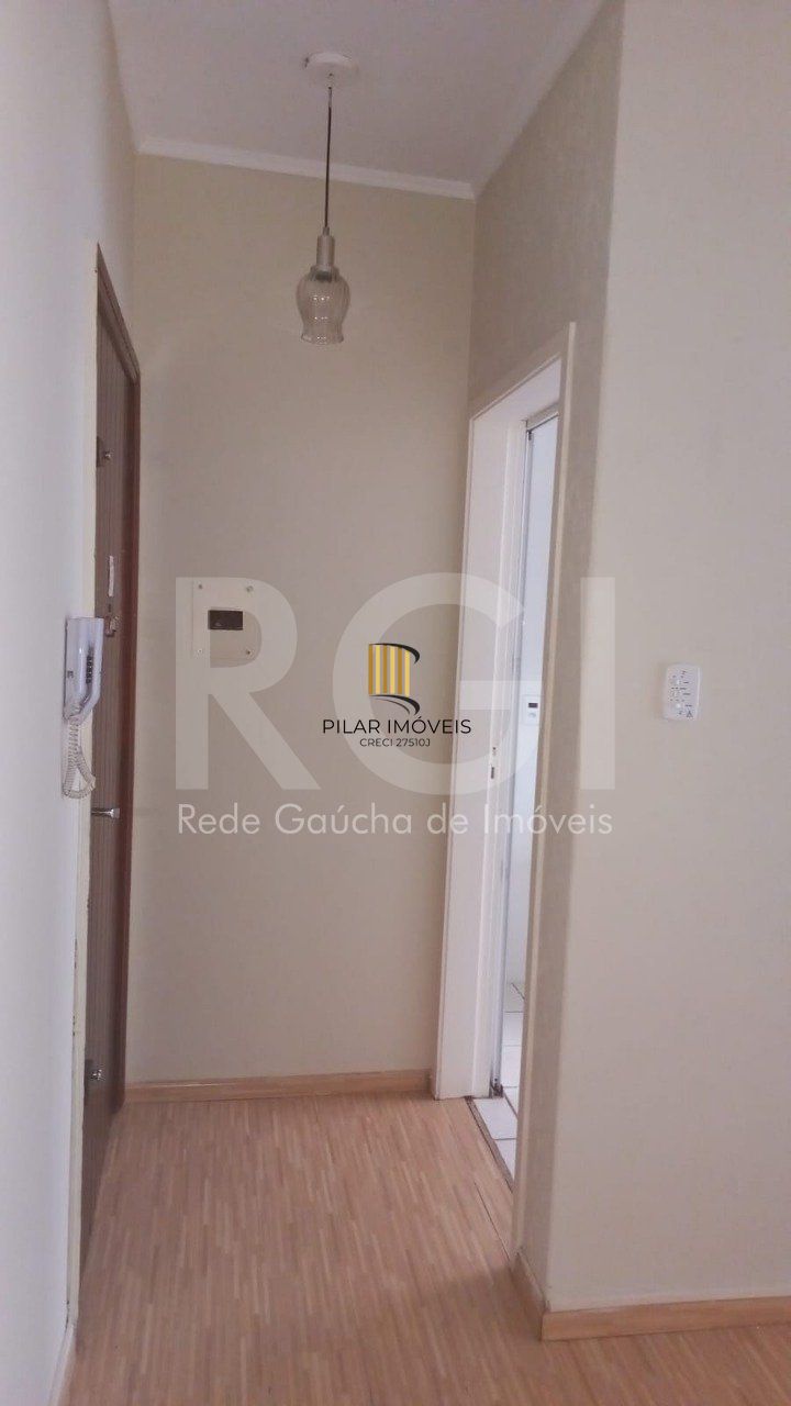 Apartamento 2 quartos, 2 vagas garagem, semi-mobilado na Praia de Belas!