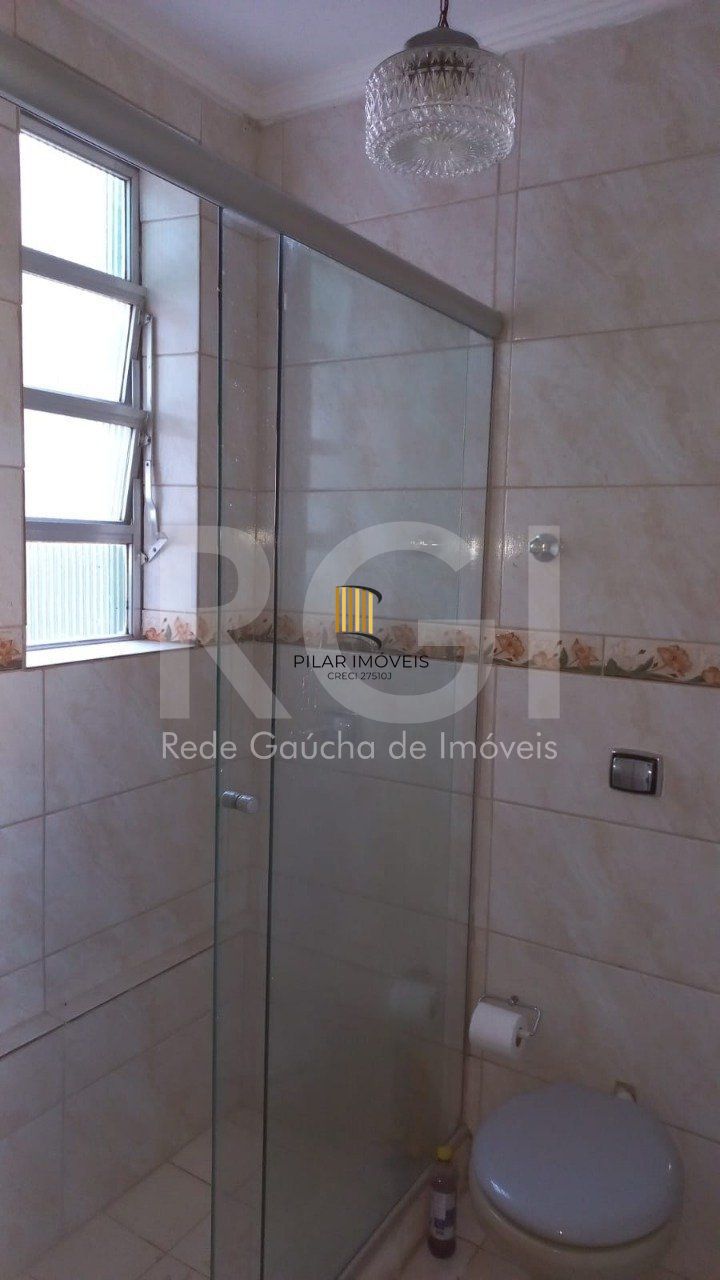 Apartamento 2 quartos, 2 vagas garagem, semi-mobilado na Praia de Belas!