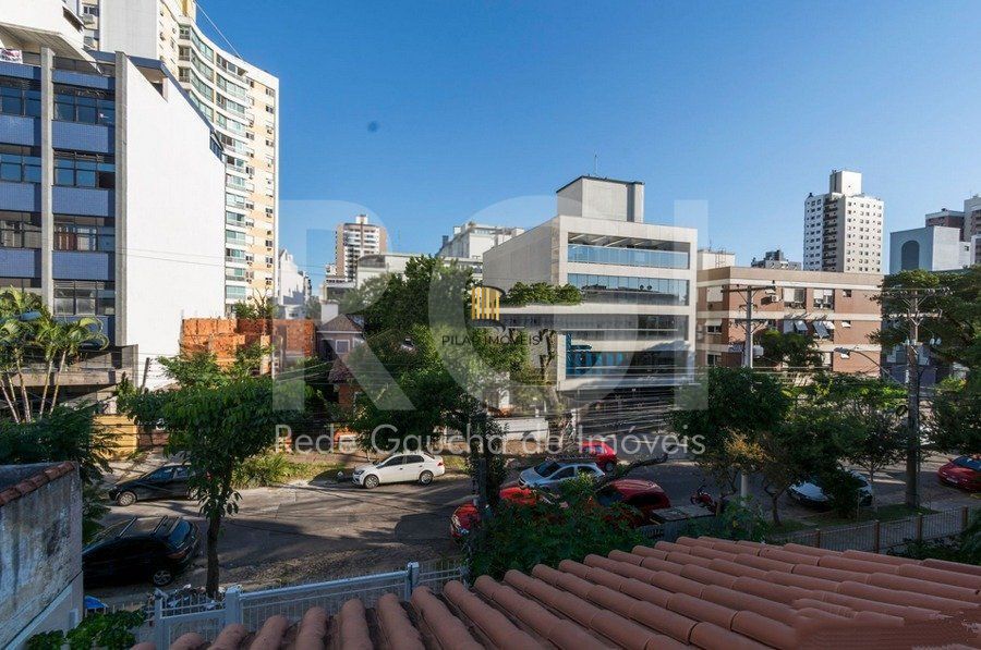 Casa 3 dormitórios à venda Menino Deus Porto Alegre/RS