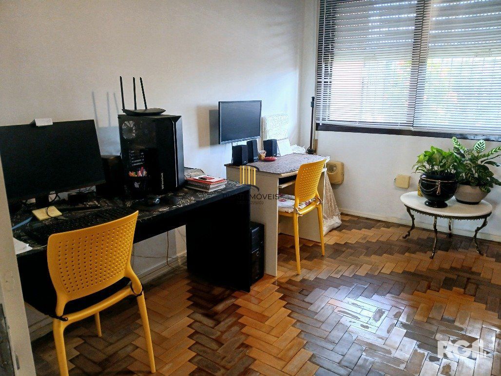 Casa à venda no Jardim do Salso - Porto Alegre - Cód. RP390826