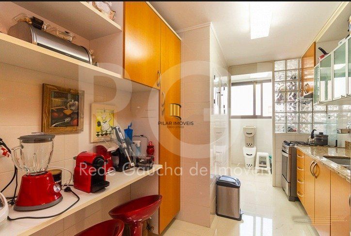 Apartamento para Venda - 95m², 3 dormitórios, sendo 1 suites, 1 vaga - Menino De
