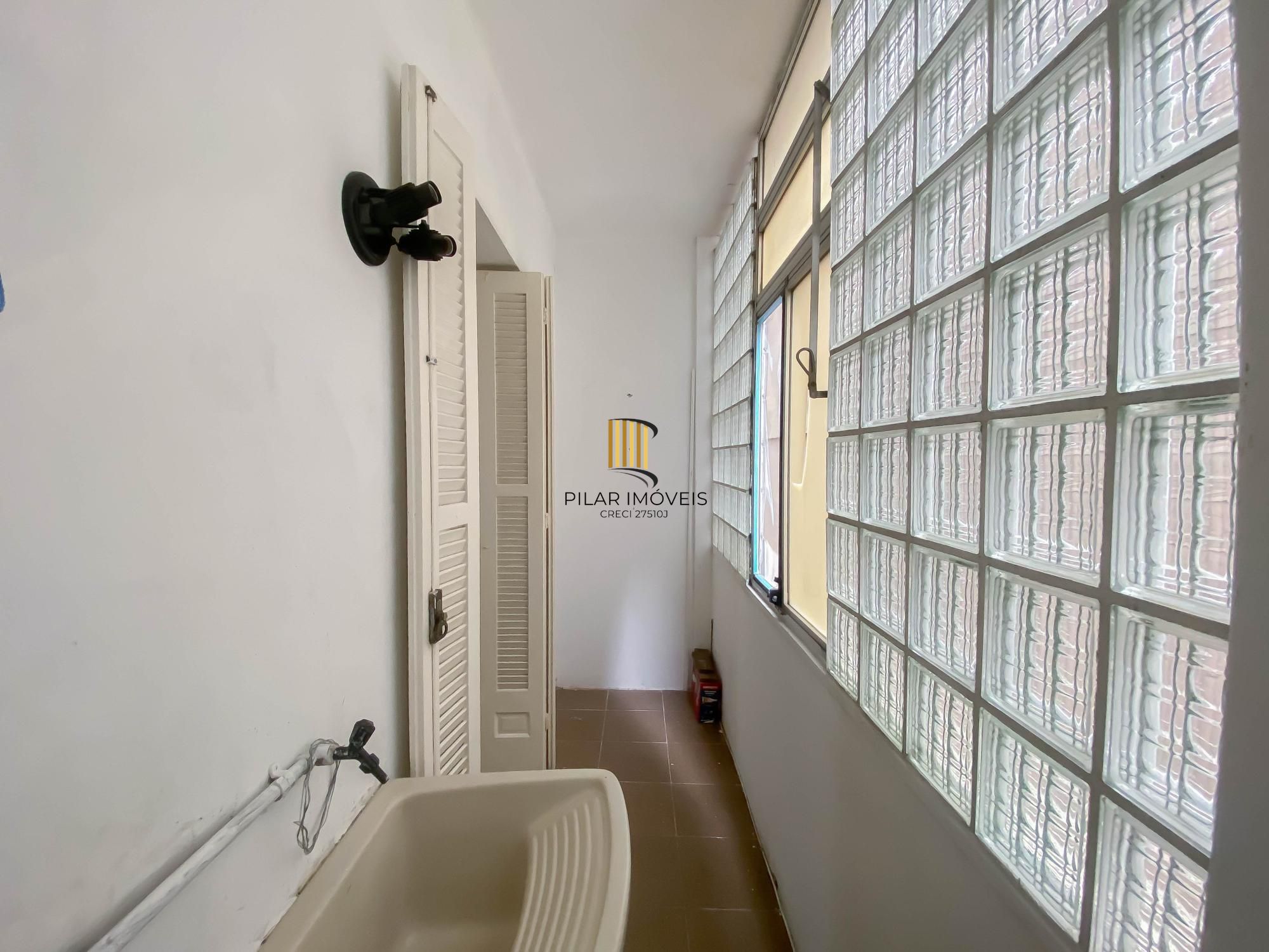 Apartamento 2 dormitórios na Duque de Caxias, Centro Histórico