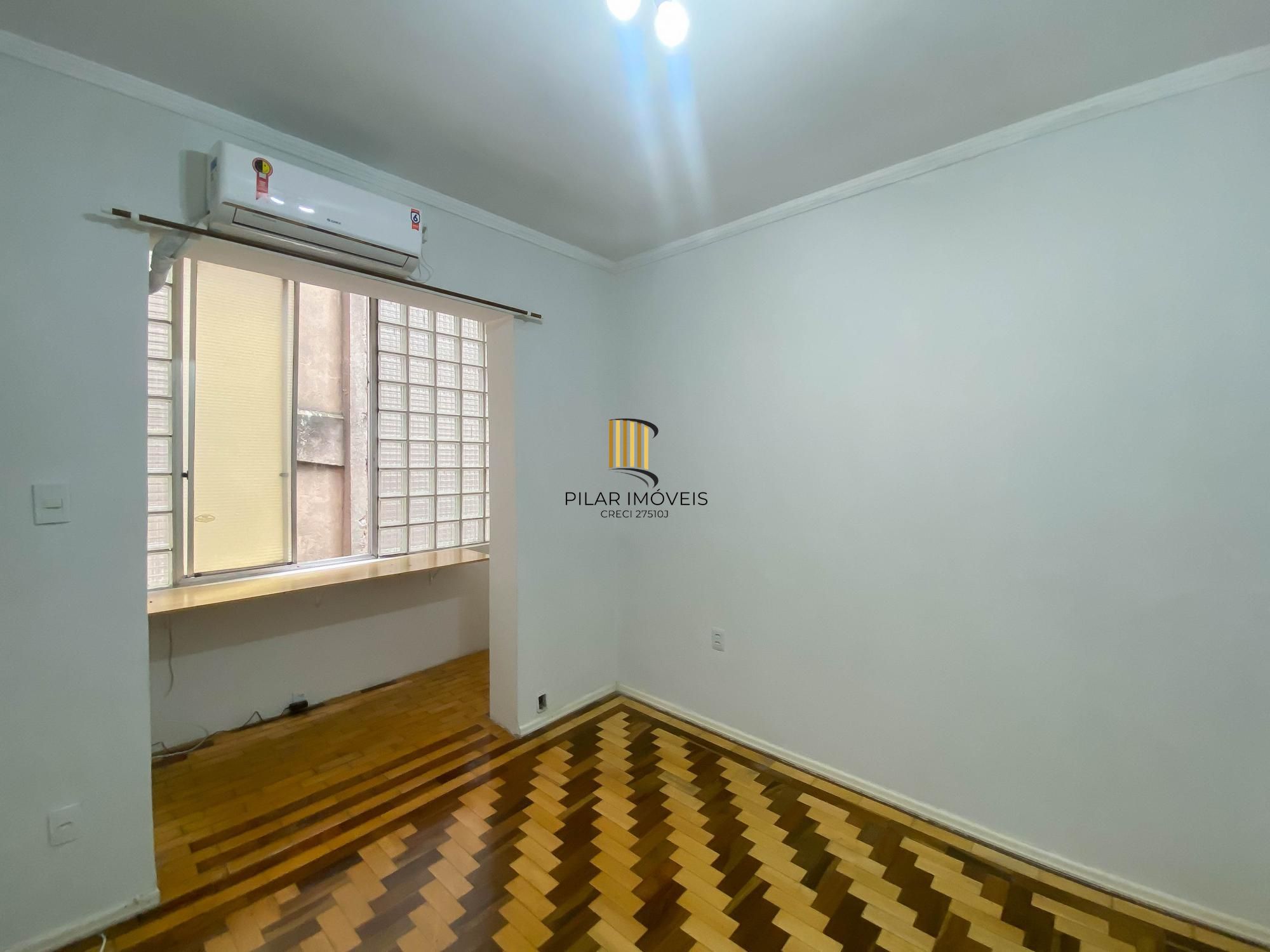 Apartamento 2 dormitórios na Duque de Caxias, Centro Histórico
