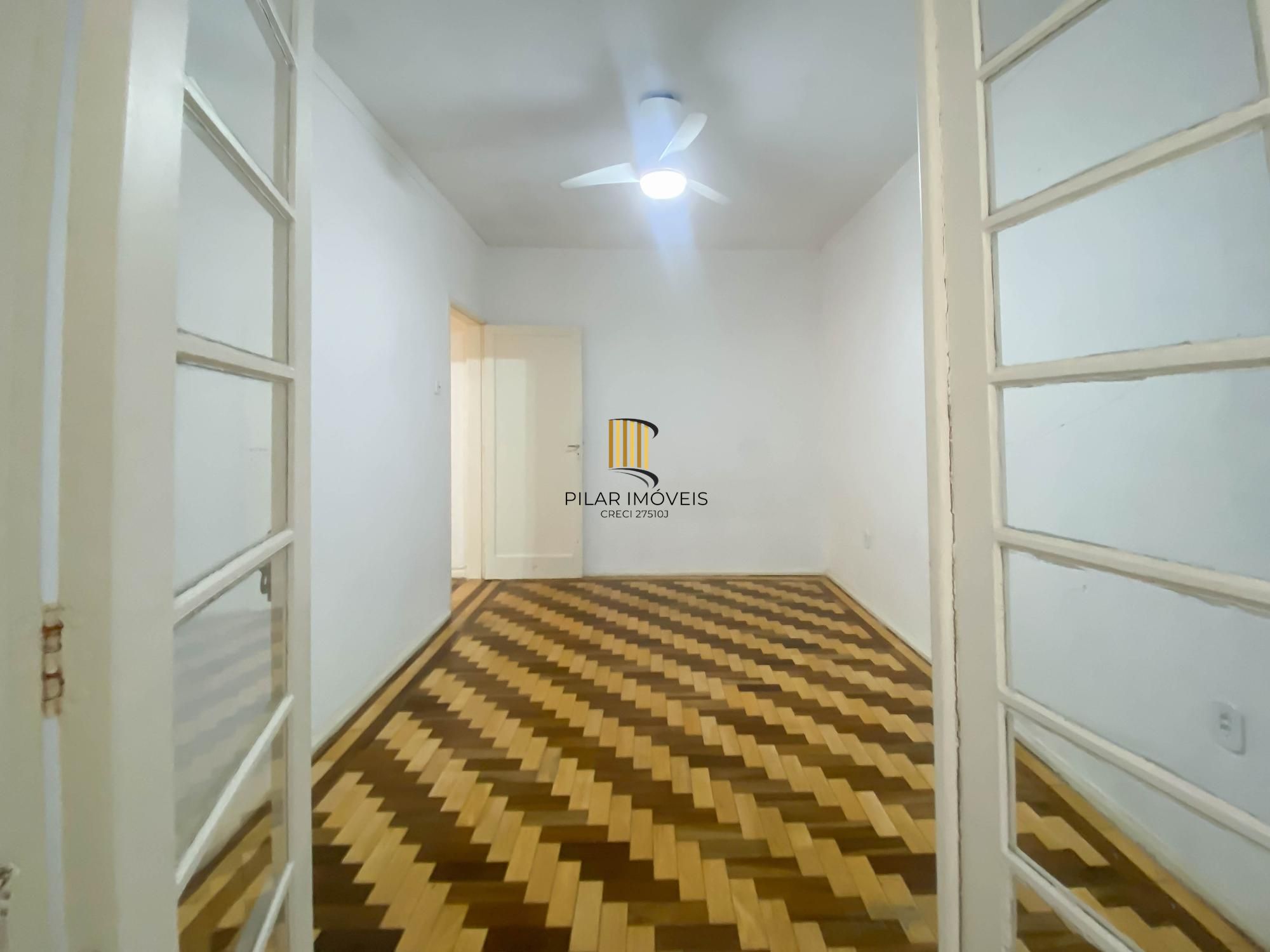 Apartamento 2 dormitórios na Duque de Caxias, Centro Histórico
