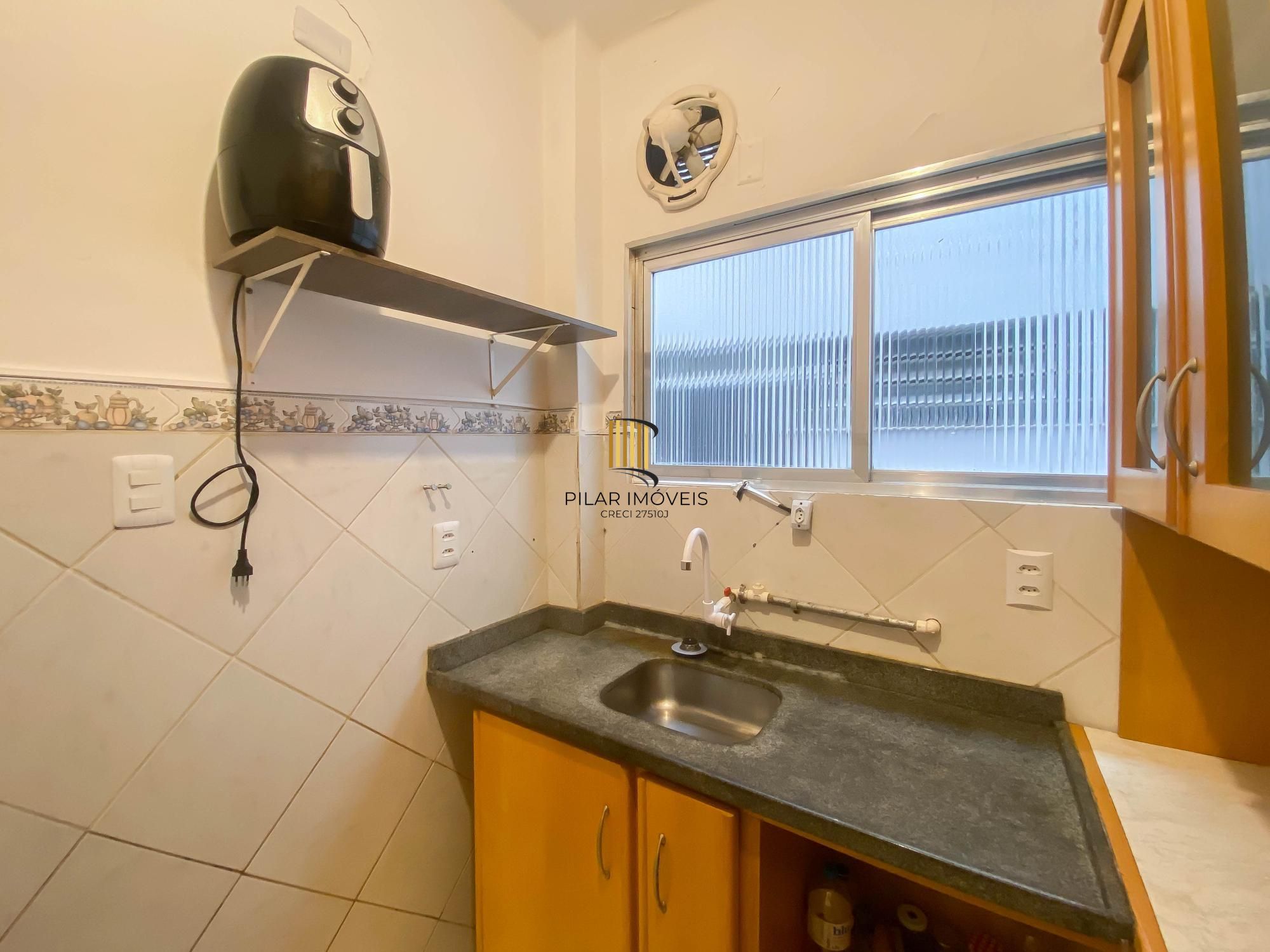 Apartamento 2 dormitórios na Duque de Caxias, Centro Histórico