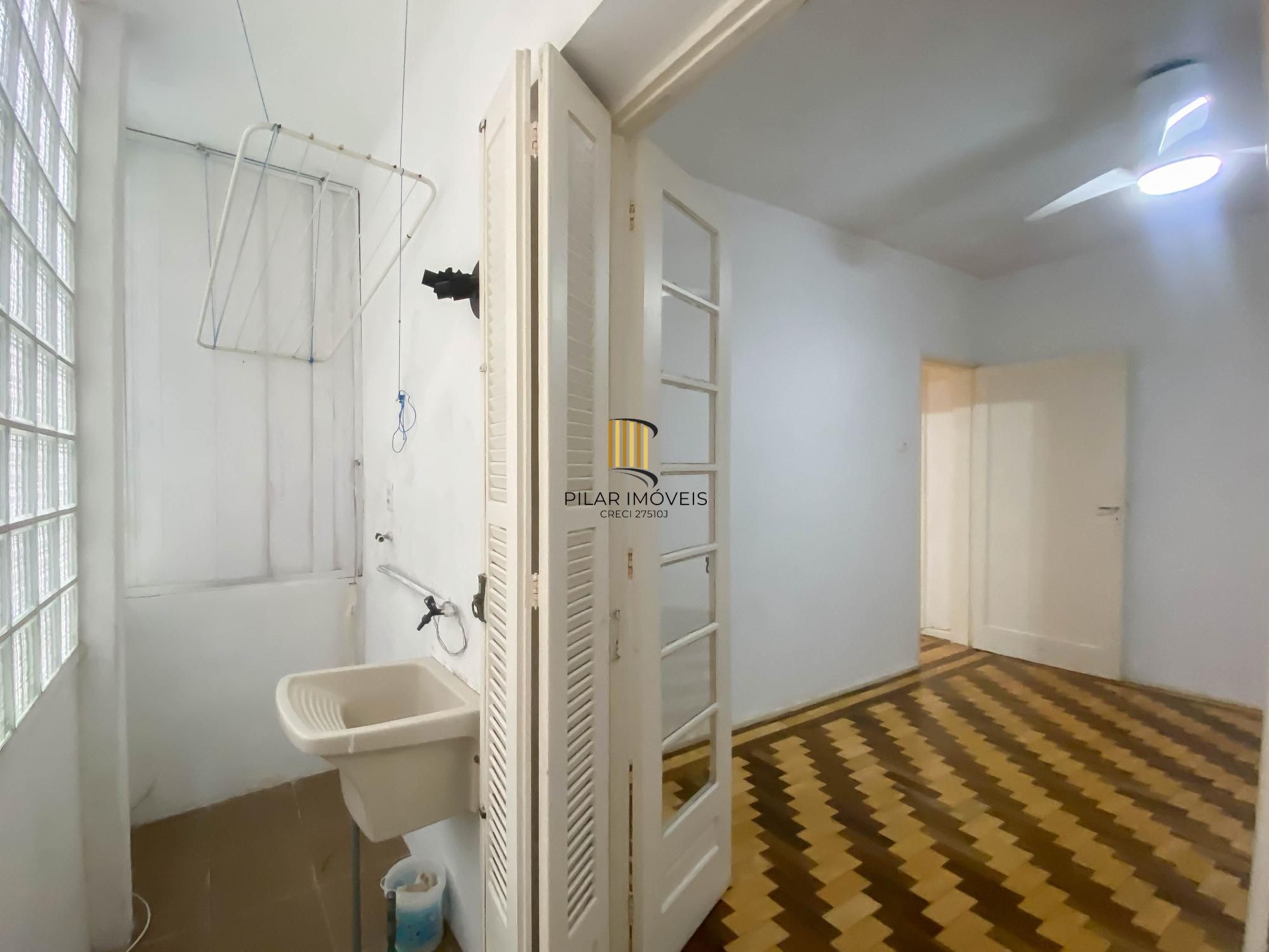 Apartamento 2 dormitórios na Duque de Caxias, Centro Histórico