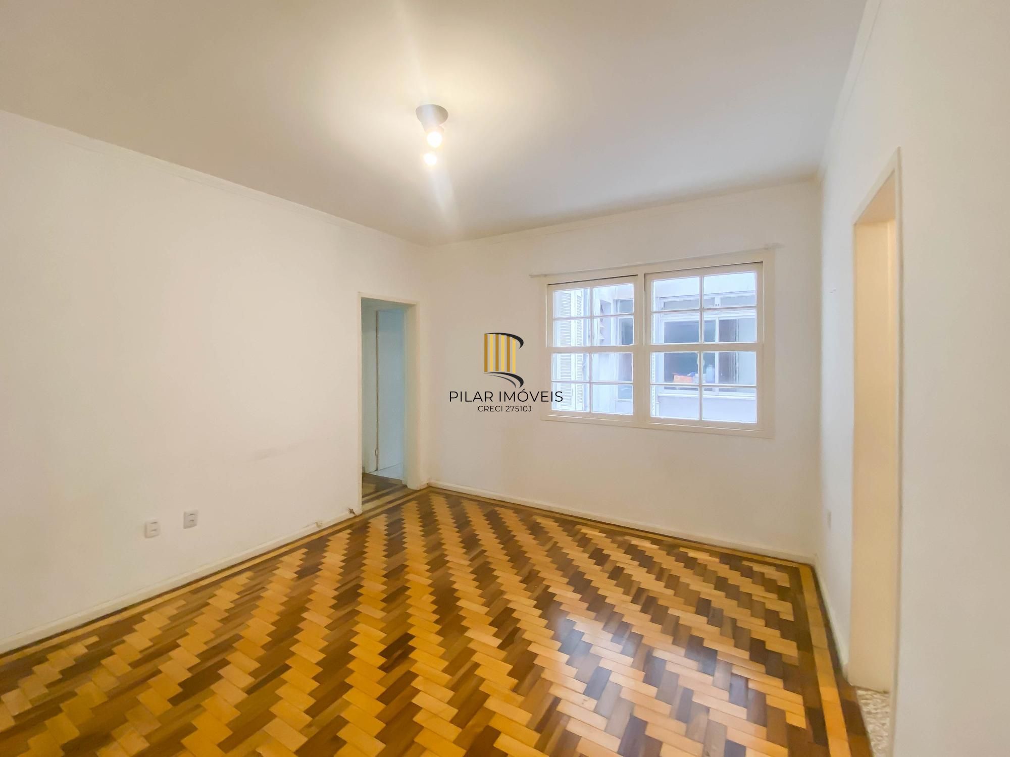 Apartamento 2 dormitórios na Duque de Caxias, Centro Histórico