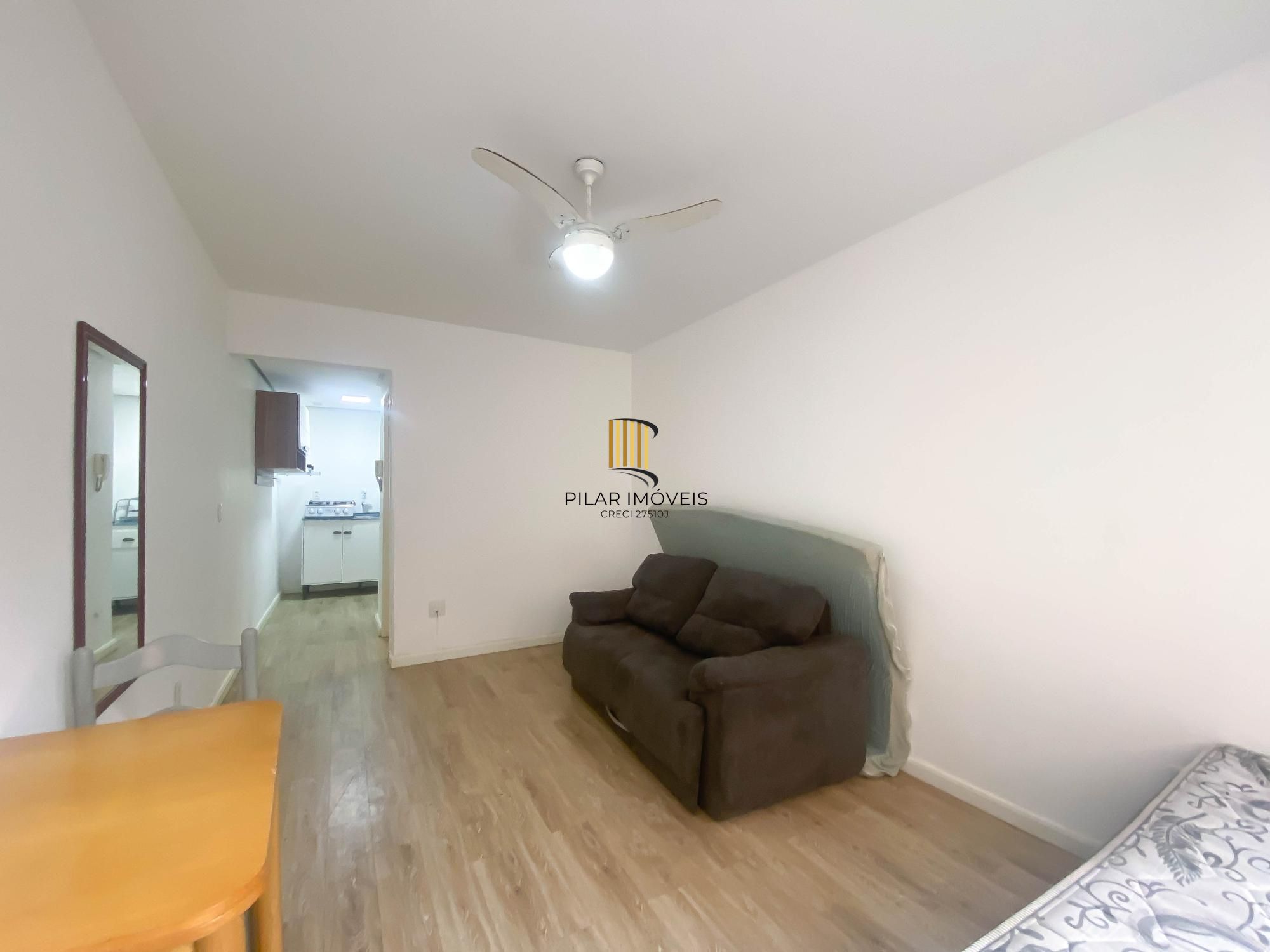 Apartamento mobiliado para venda na Rua Coronel Genuíno – Centro Histórico