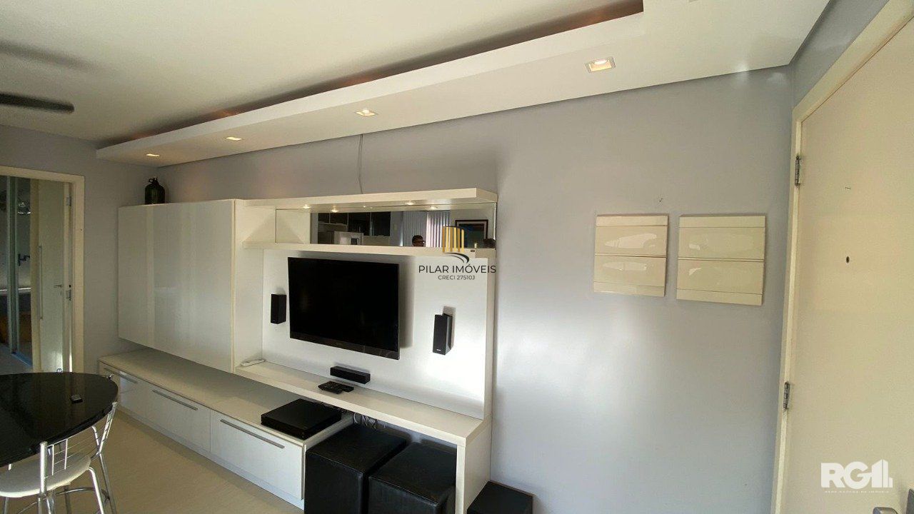 APARTAMENTO 1DORMITÓRIO MOBILIADO - COM GARAGEM, NA CIDADE BAIXA