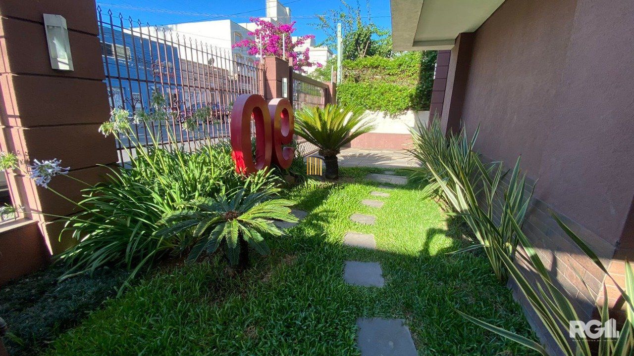 APARTAMENTO 1DORMITÓRIO MOBILIADO - COM GARAGEM, NA CIDADE BAIXA