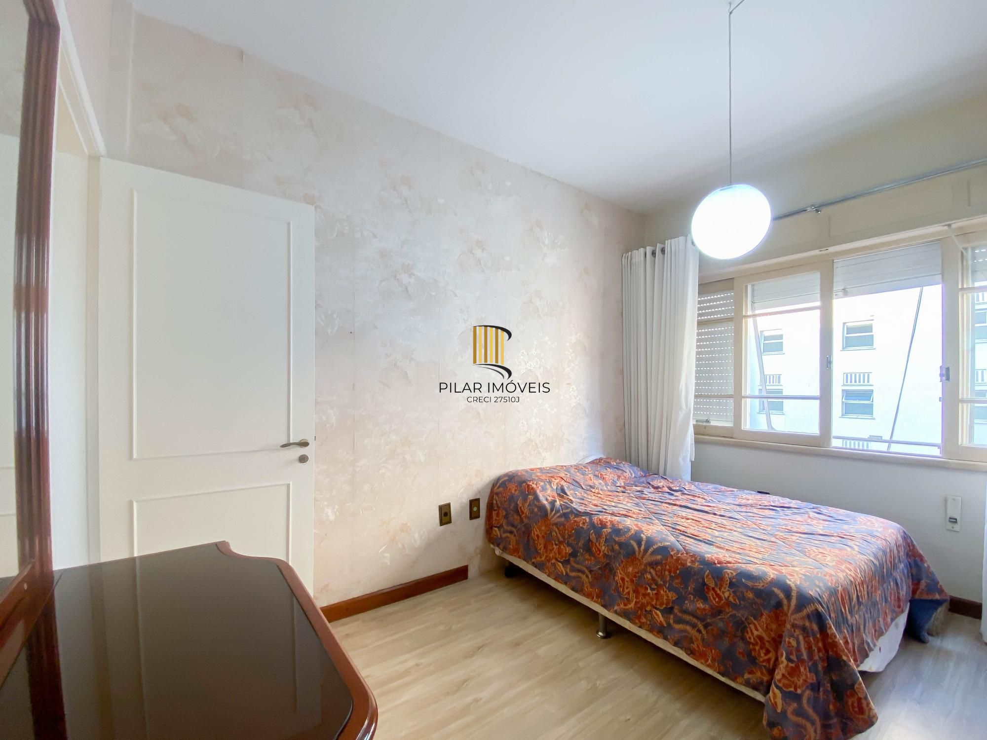 Apartamento mobiliado 2 dormitórios com closet e 2 vagas – Duque de Caxias