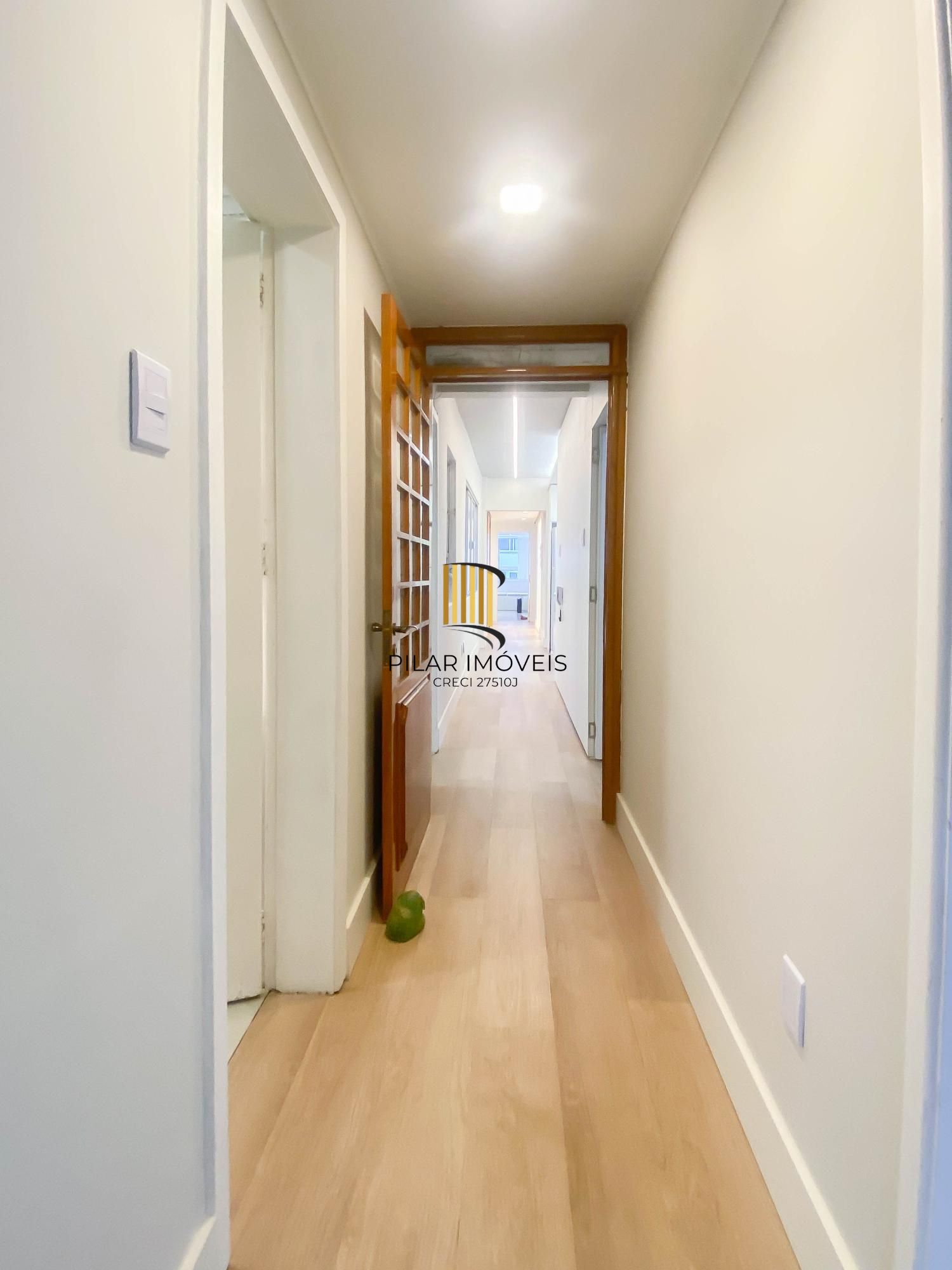 Apartamento mobiliado 2 dormitórios com closet e 2 vagas – Duque de Caxias