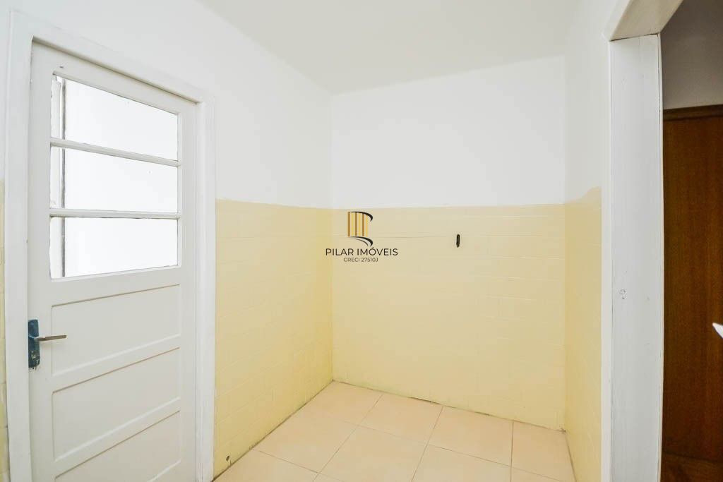 APARTAMENTO 2 DORMITÓRIOS - BAIRRO AZENHA