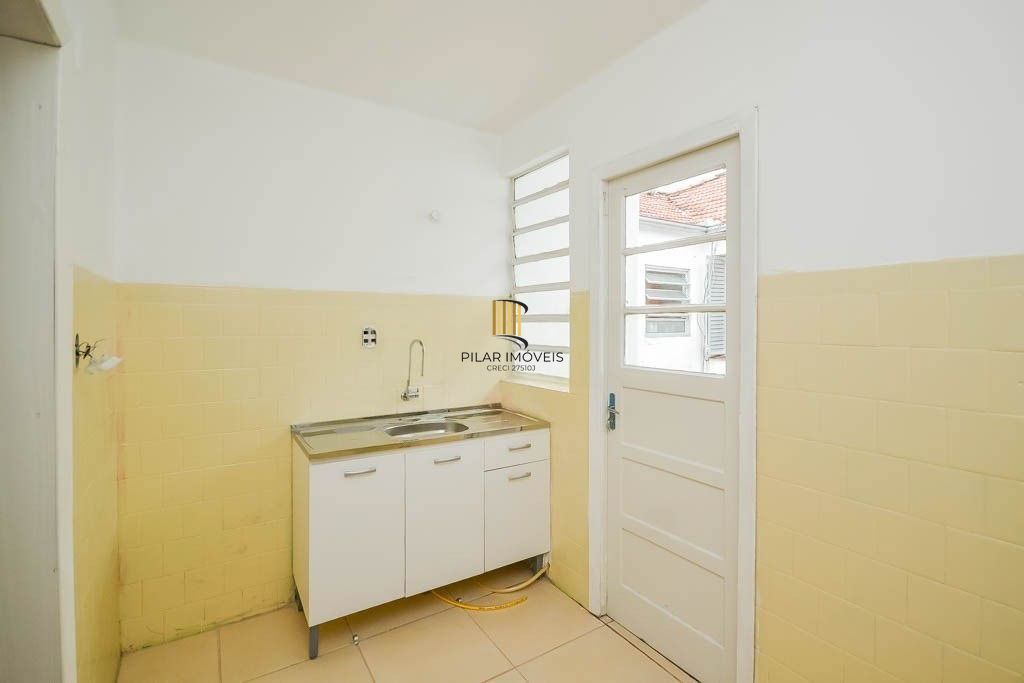 APARTAMENTO 2 DORMITÓRIOS - BAIRRO AZENHA