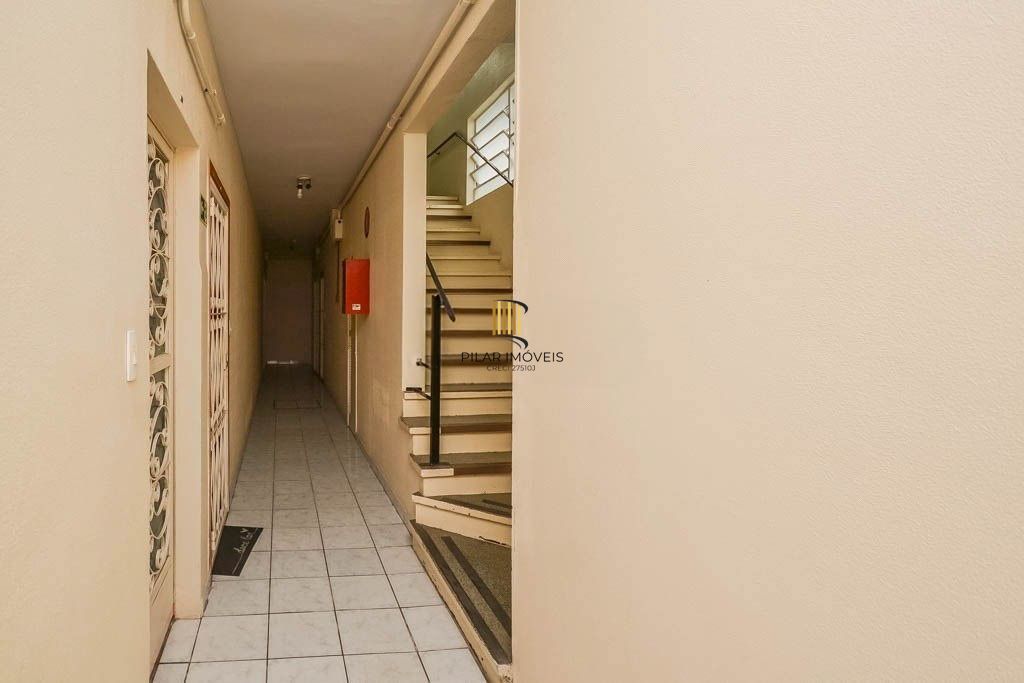 APARTAMENTO 2 DORMITÓRIOS - BAIRRO AZENHA
