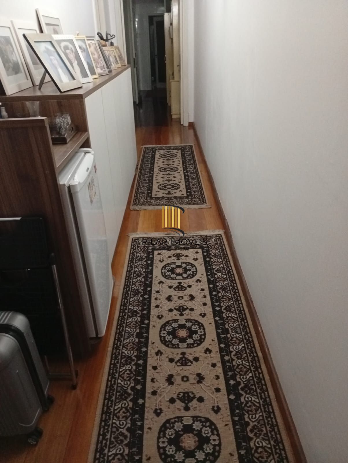 Casa com 5 quartos , 7 banheiros e pátio!