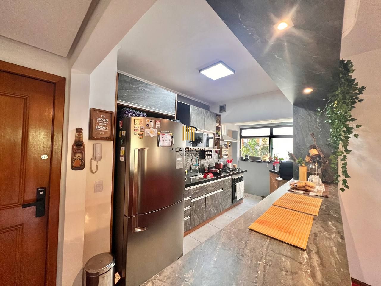 Apartamento 3 Dormitórios com Suíte e Sacada Integrada à Venda Ciddae Baixa.