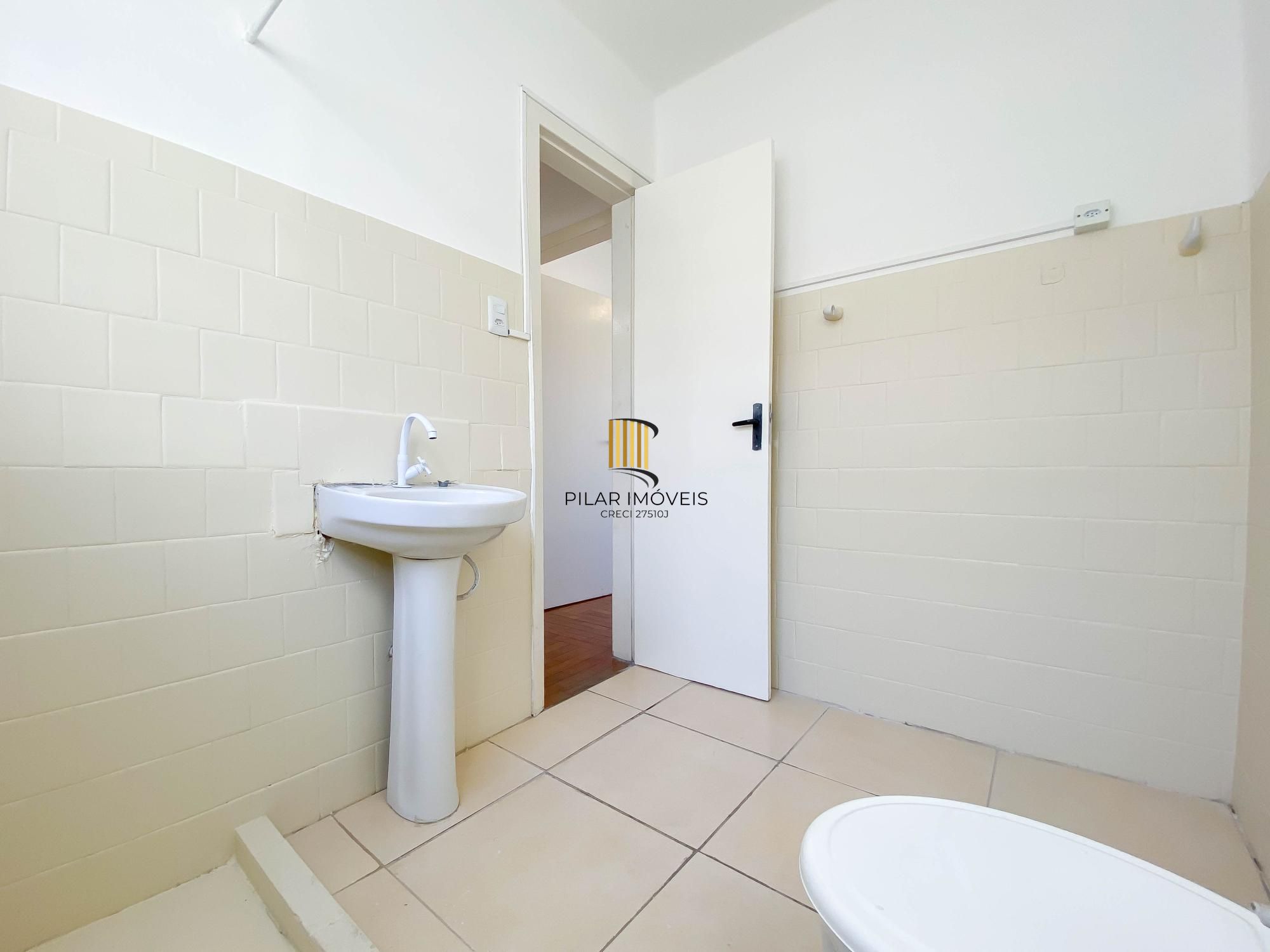 APARTAMENTO 2 DORMITÓRIOS - BAIRRO AZENHA