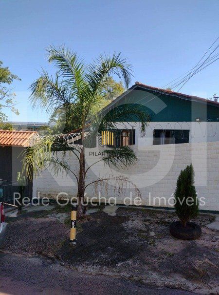 Casa à venda com 3 quartos e garagem 2 carros!