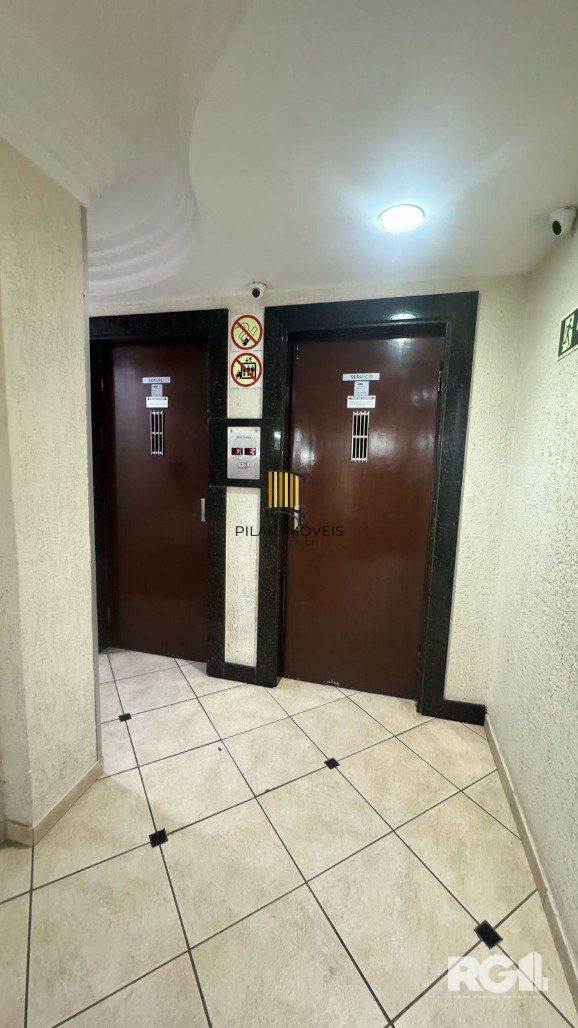 IMOVEL  A VENDA COM 142,30 M²  COM 3DORMITÓRIOS, ESQUINA VENANCIO AIRES