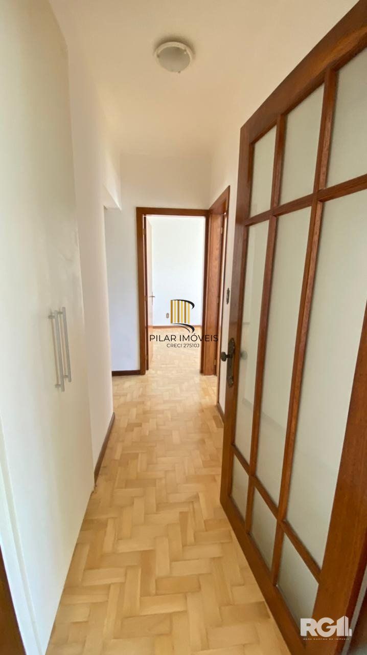 APARTAMENTO 3 DORMITÓRIOS WC AUXILIAR. CÓD. RP389992