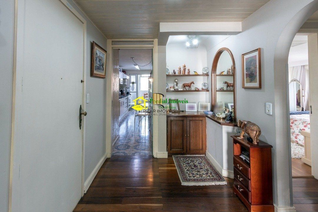 Cobertura para Venda - 306.94m², 3 dormitórios, sendo 2 suites, 2 vagas - Menino