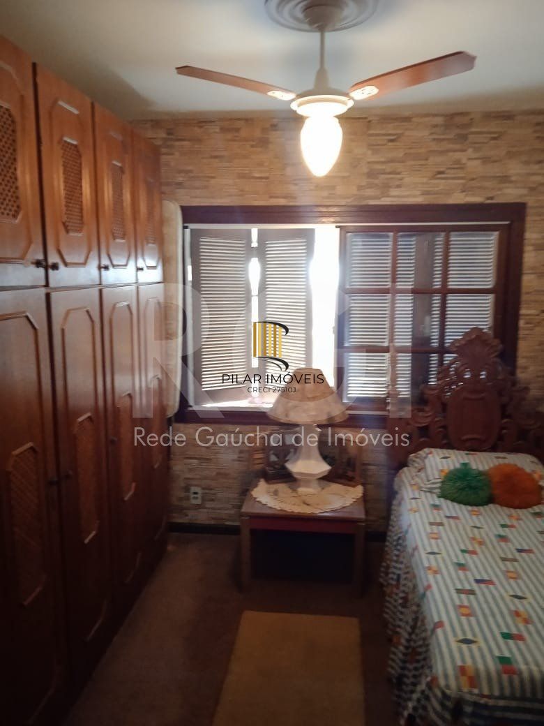 Casa para Venda - 750m², 6 dormitórios, sendo 3 suites, 4 vagas - Partenon