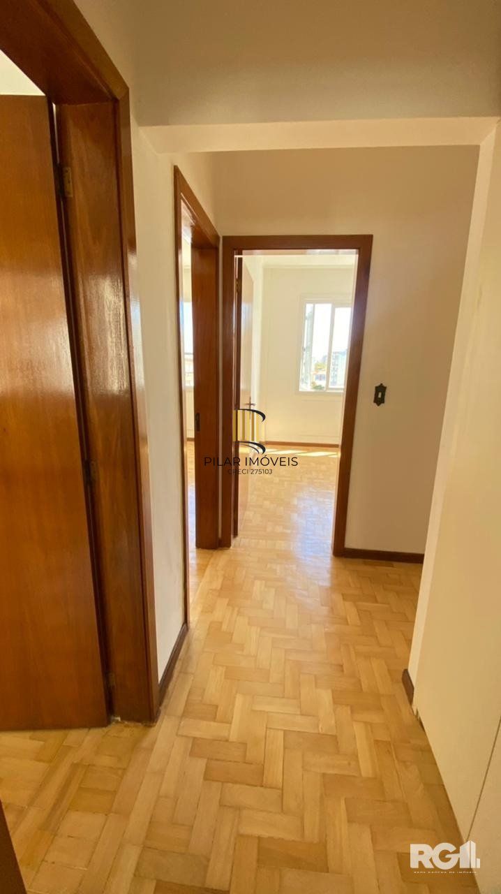 APARTAMENTO 3 DORMITÓRIOS WC AUXILIAR. CÓD. RP389992