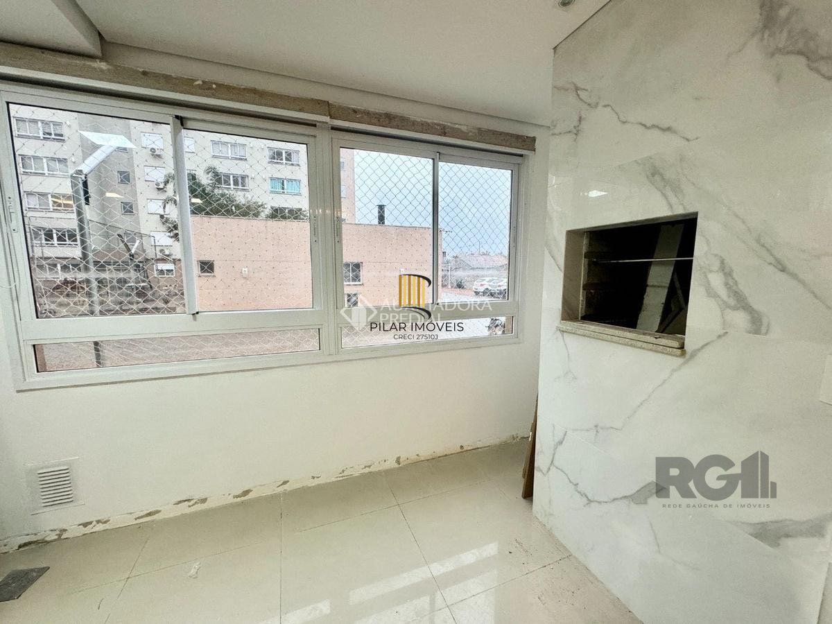 À venda Apartamento, de  dois dormitórios, em Canoas,  Bairro Guajuvíras.