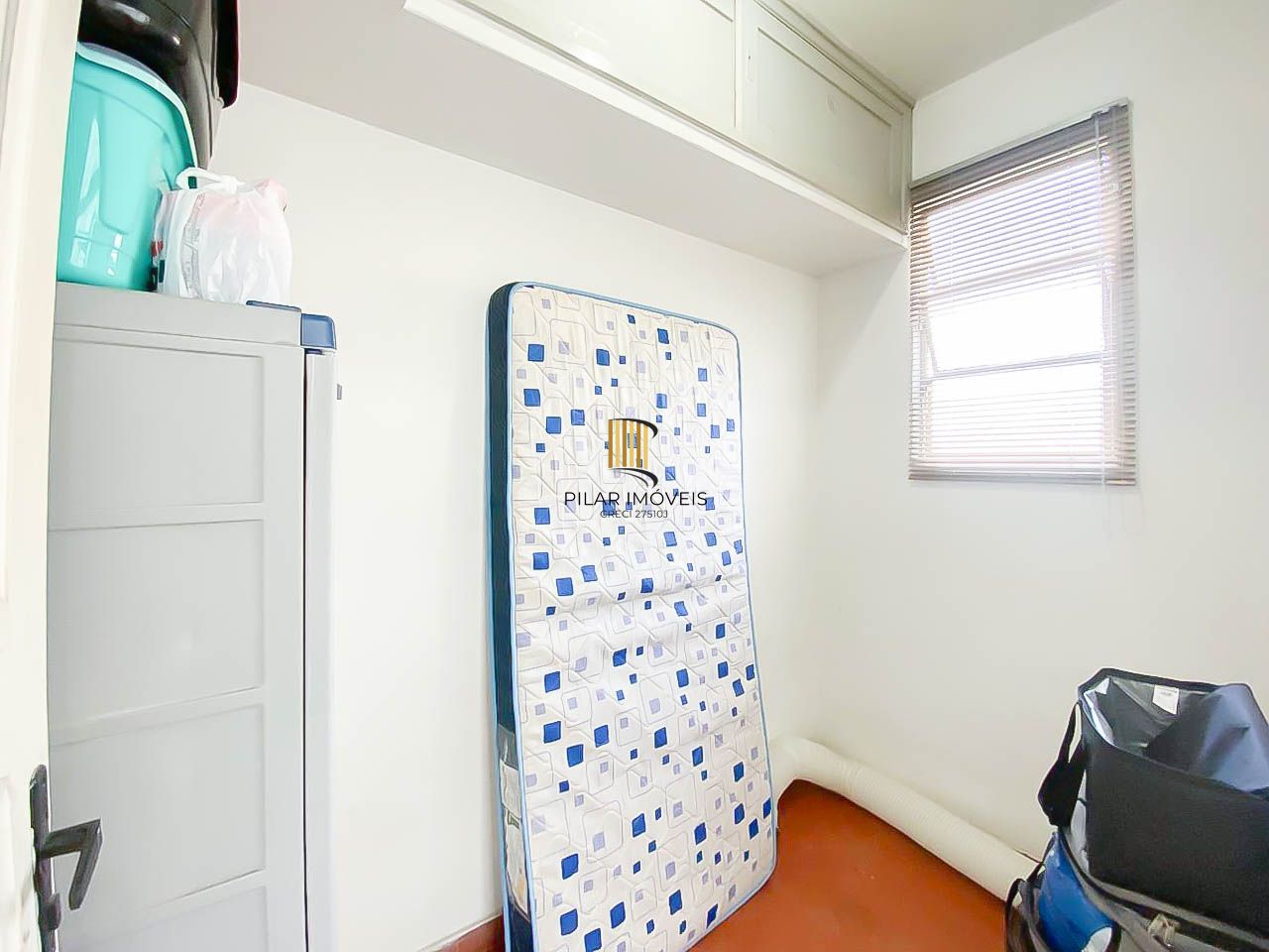 Duplex à venda no Rio Branco com 2 dormitórios, salão privativo e 2 vagas