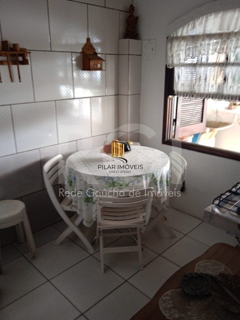 Casa para Venda - 750m², 6 dormitórios, sendo 3 suites, 4 vagas - Partenon