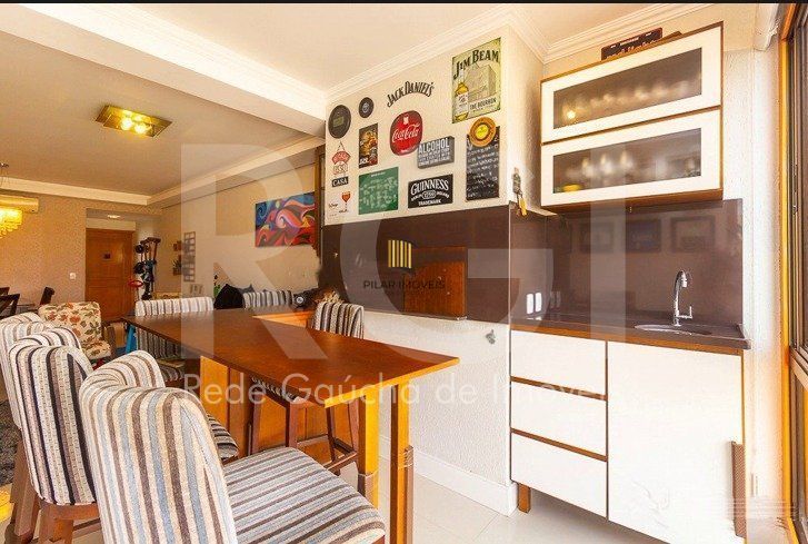 Apartamento para Venda - 95m², 3 dormitórios, sendo 1 suites, 1 vaga - Menino De