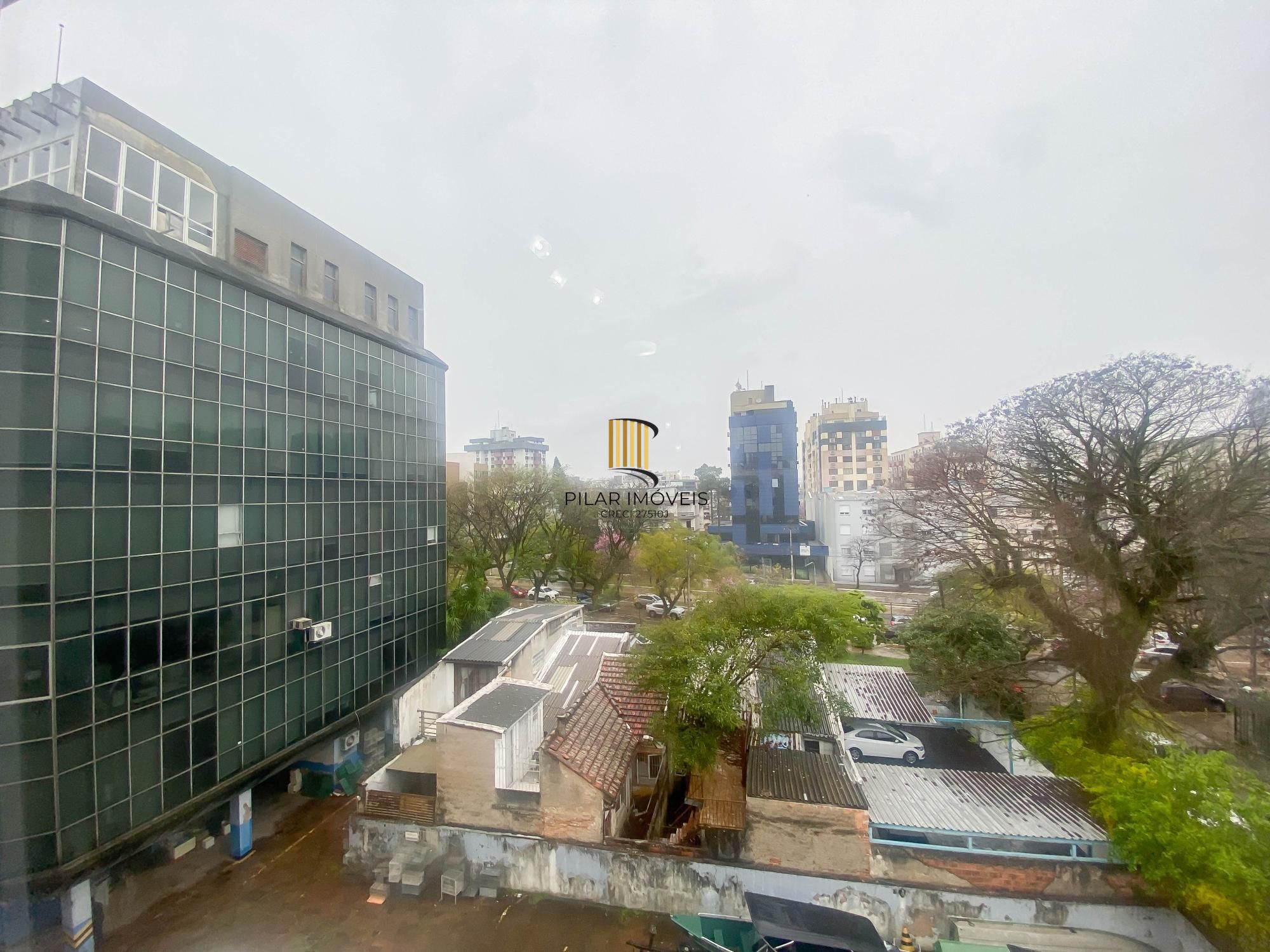 Apartamento 2 Dormitórios à Venda na Cidade Baixa – 75m², Pronto para Morar