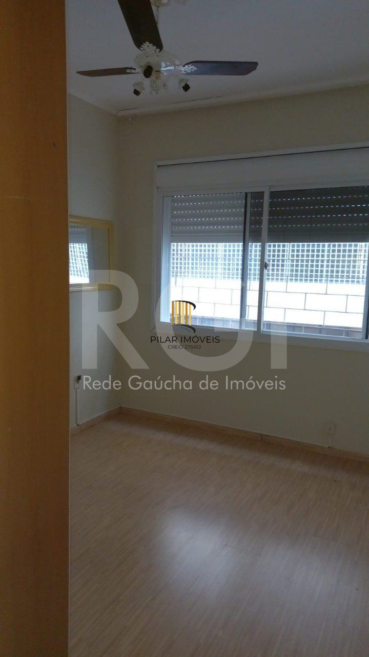 Apartamento 2 quartos, 2 vagas garagem, semi-mobilado na Praia de Belas!