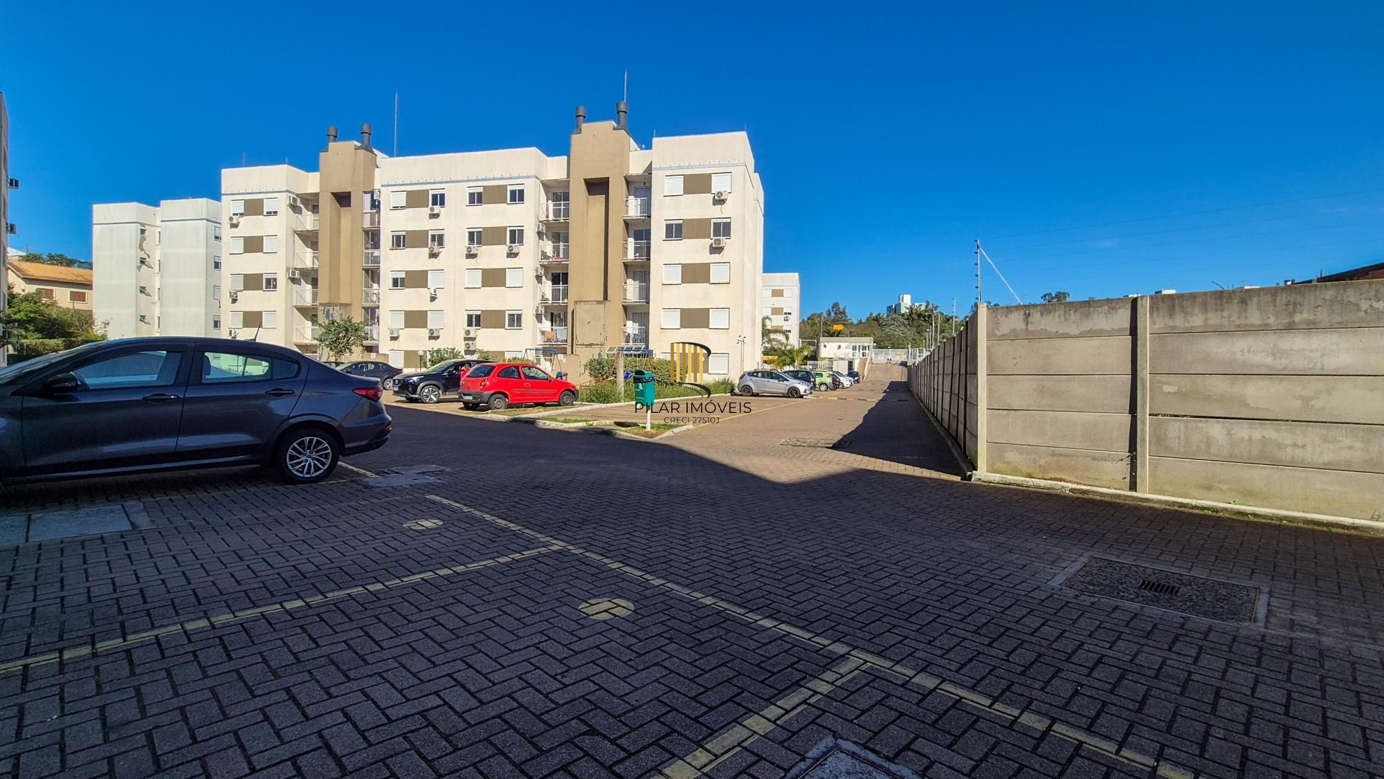 Apto 2 dorms c/ churrasqueira perto do Zaffari Cavalhada, POA