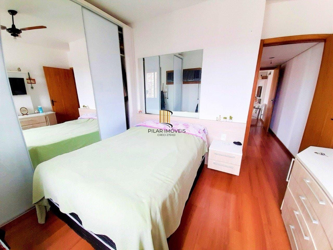 Apartamento-02 Dormitorios-Bairro Santana.