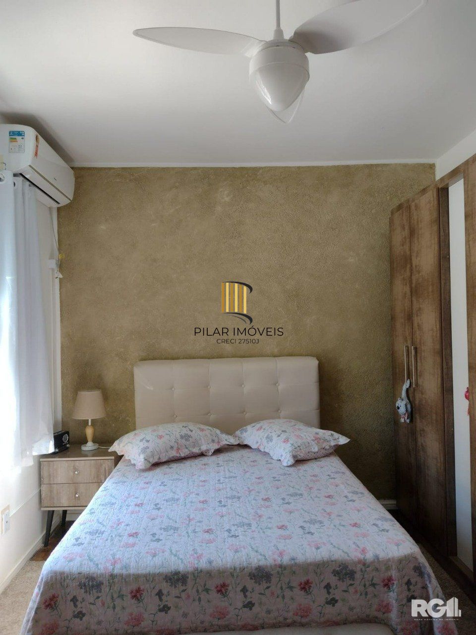 Apartamento de 2 dormitórios,  sala, cozinha, área de serviço separada, banheiro social